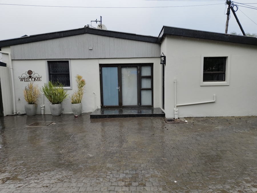 To Let 2 Bedroom Property for Rent in Paarl North Western Cape